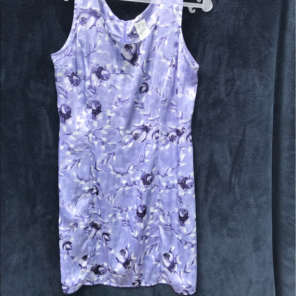Sleeveless silk dress